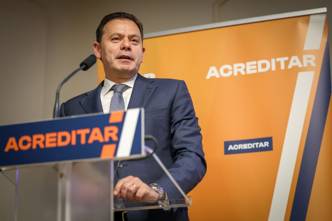 Luís Montenegro em Évora