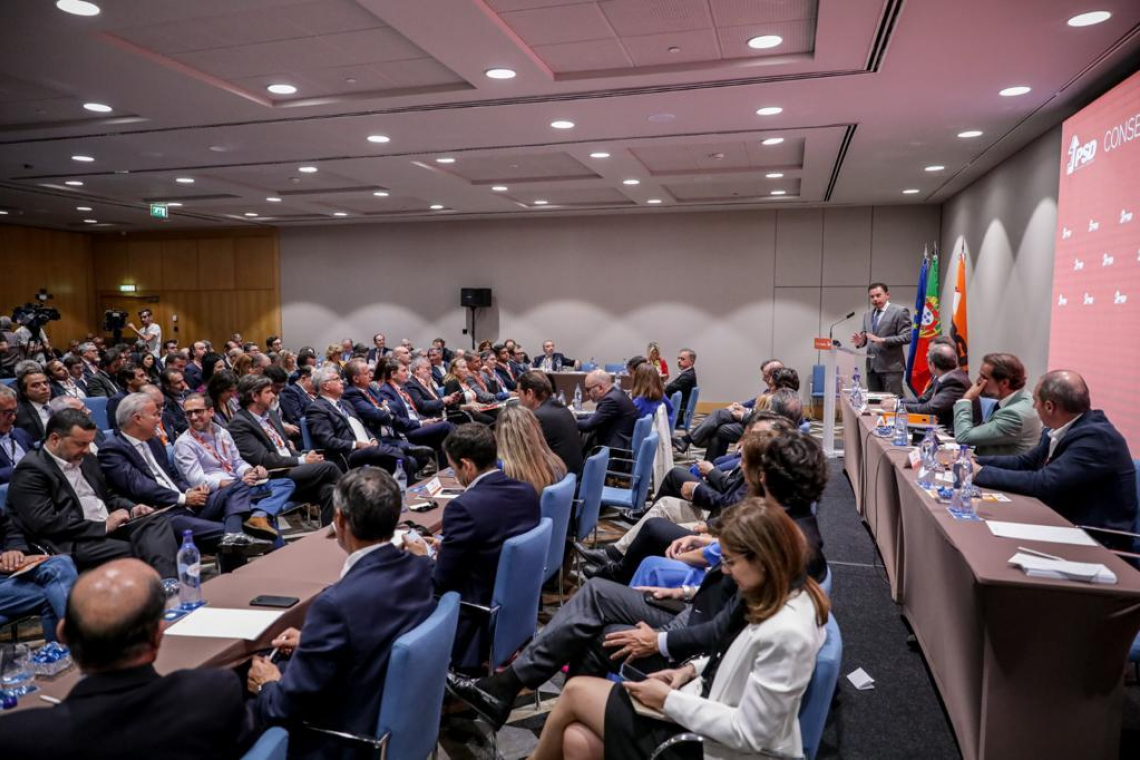 Luís Montenegro no conselho nacional