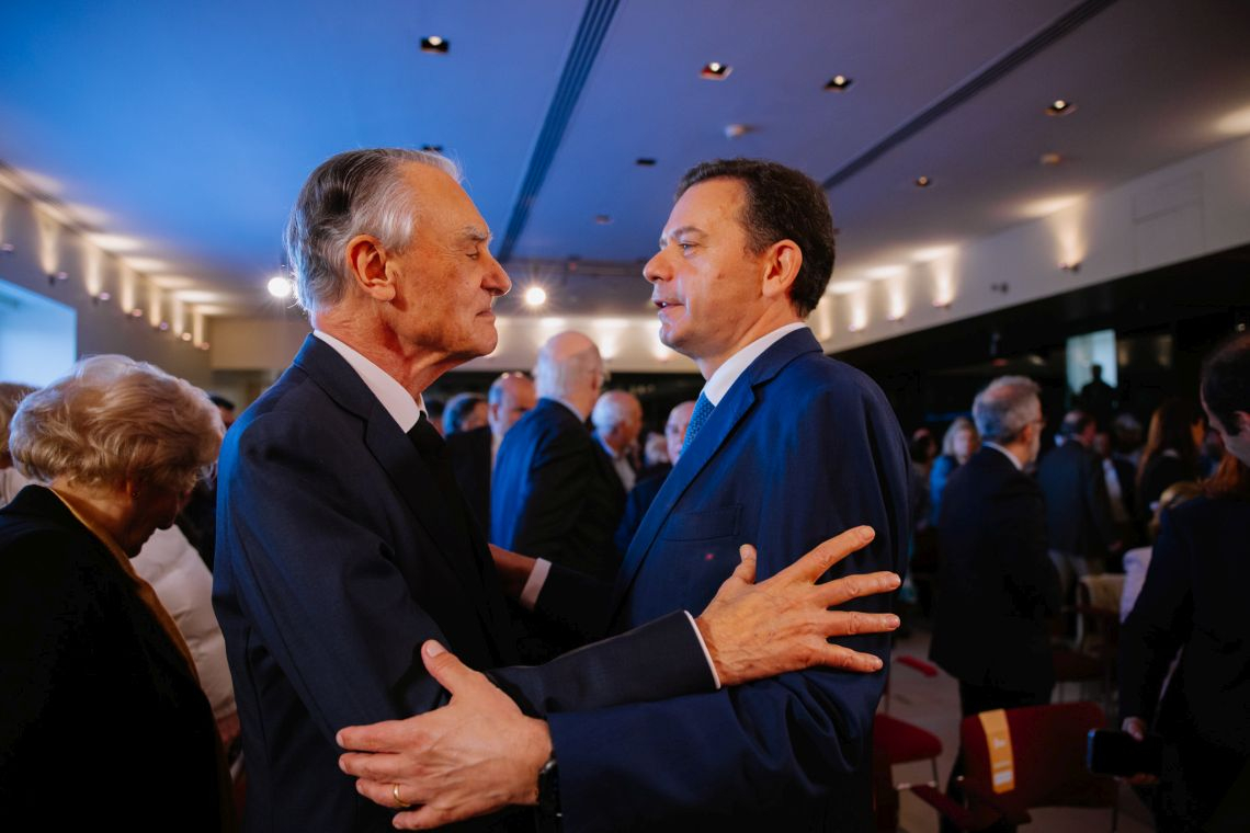 luis montenegro com cavaco silva 2025