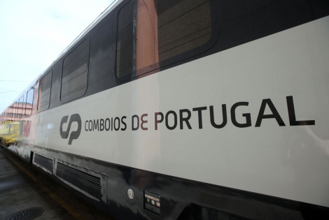 CP comboios de portugal ferrovia