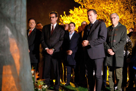 luis montenegro sa carneiro porto homenagem