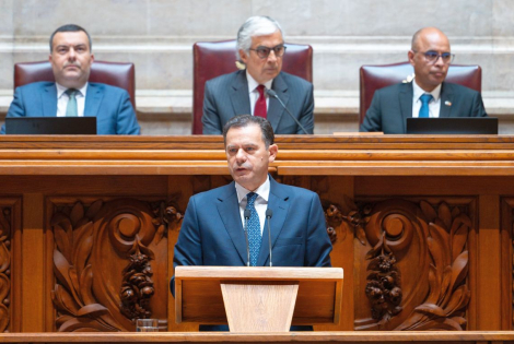 luis montenegro parlamento programa governo