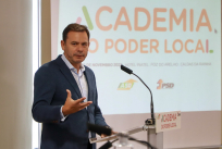 luis montenegro na academia do poder local